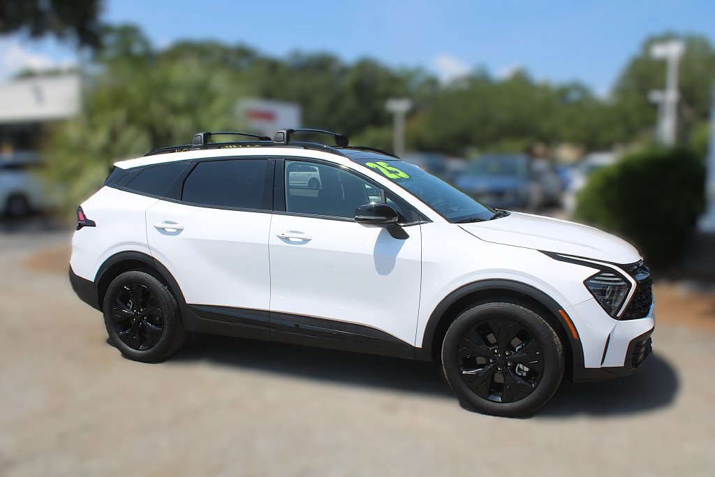 Certified 2025 Kia Sportage X-Line w/ Premium Package AWD/4WD image 4