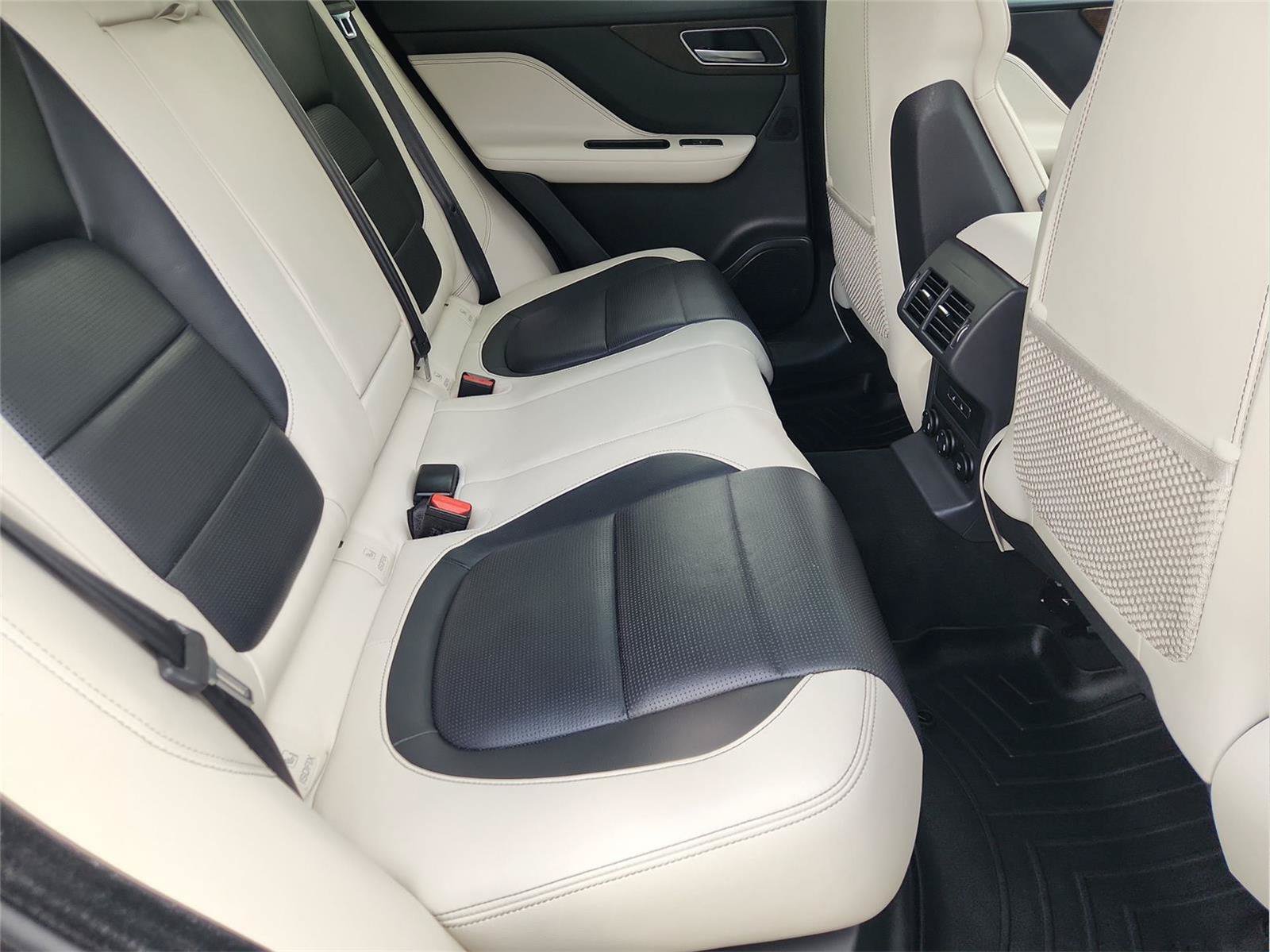 Used 2020 Jaguar F-PACE R-Sport AWD/4WD image 28
