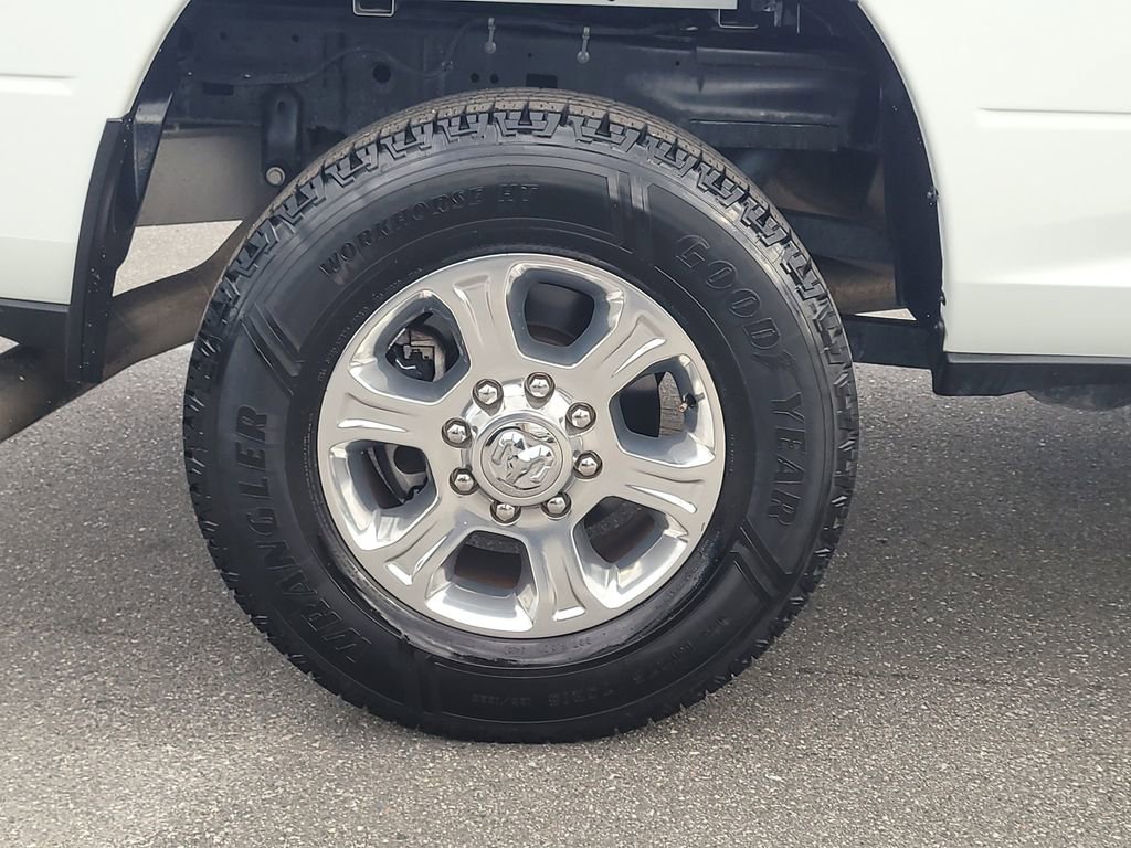 Used 2024 RAM 2500 Big Horn AWD/4WD image 5
