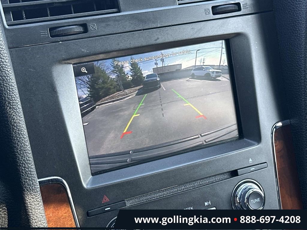Used 2015 Lincoln Navigator L 4WD image 26
