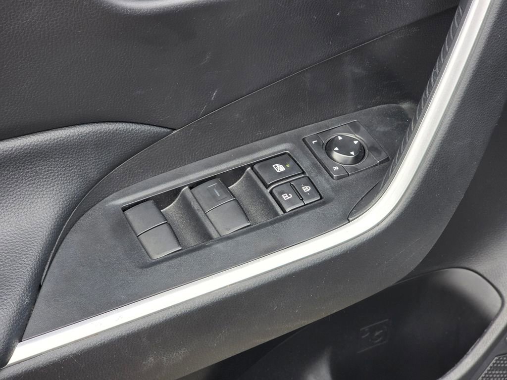 Used 2023 Toyota RAV4 LE image 23