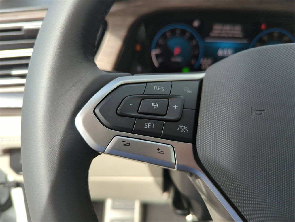 New 2026 Volkswagen Atlas SEL Premium R-Line image 38