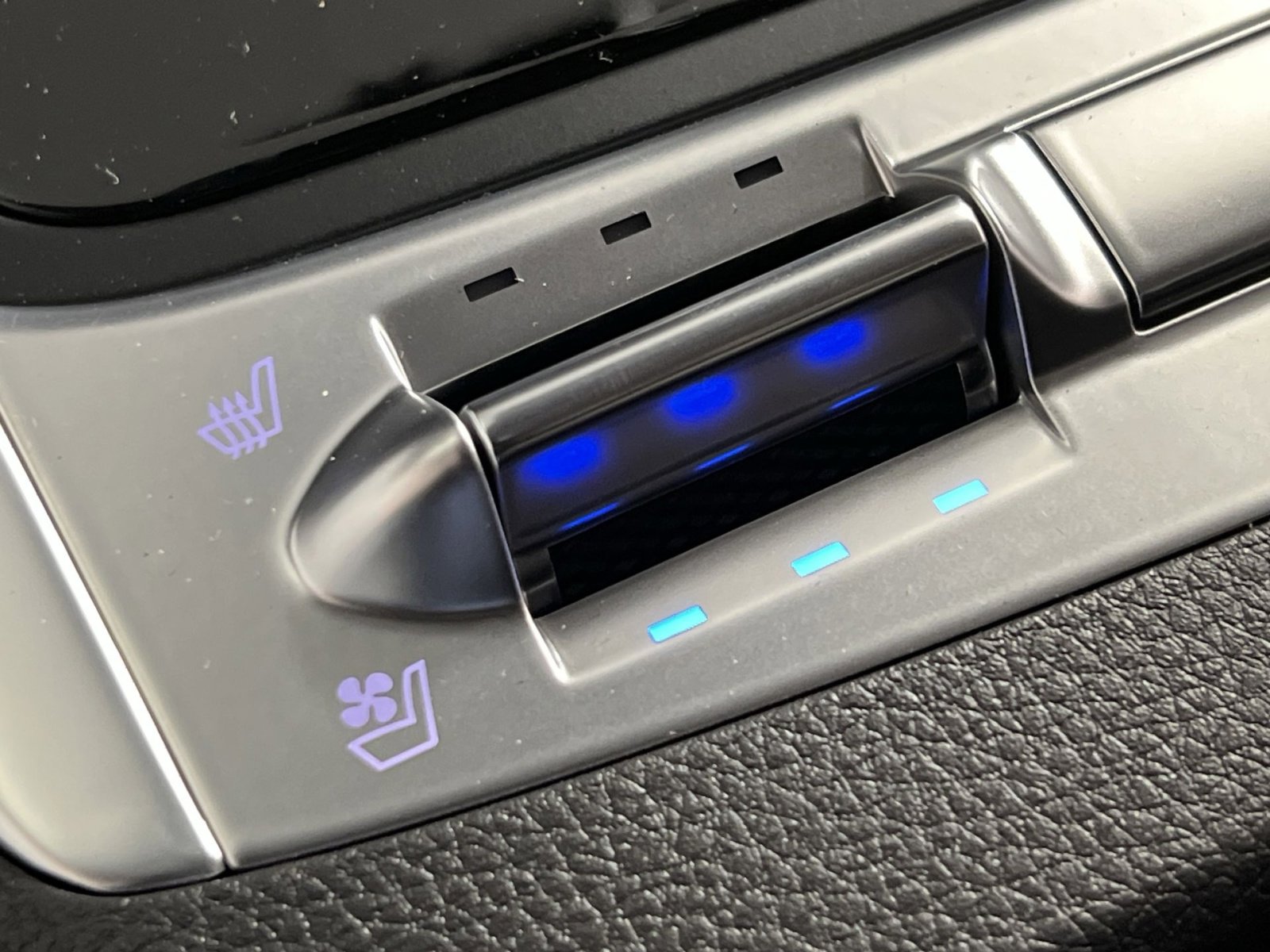 New 2026 Kia Carnival SX image 35