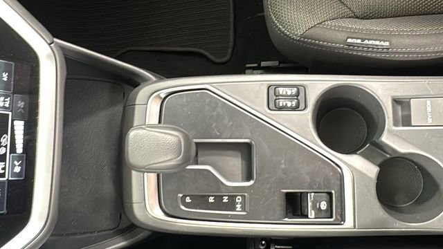 Used 2024 Subaru Crosstrek 2.0i Premium image 28