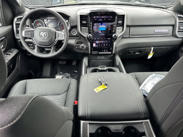 New 2027 RAM 1500 4x4 Crew Cab image 15