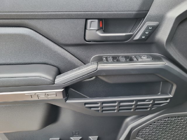New 2026 Toyota 4Runner TRD Off-Road Premium AWD/4WD image 12