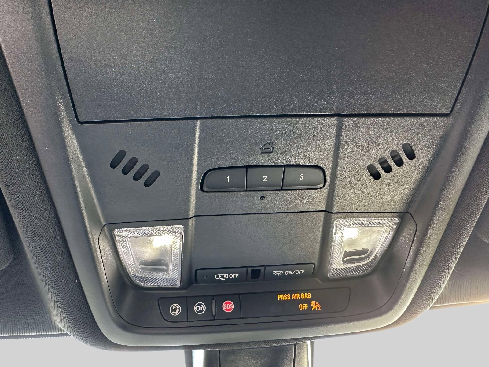 Certified 2022 Chevrolet Blazer Premier w/ Enhanced Convenience Package image 30