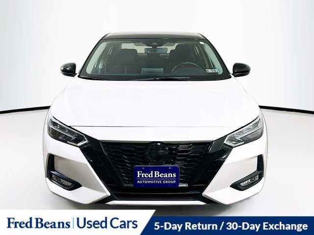 Used 2023 Nissan Sentra SR w/ Midnight Edition Package FWD image 2