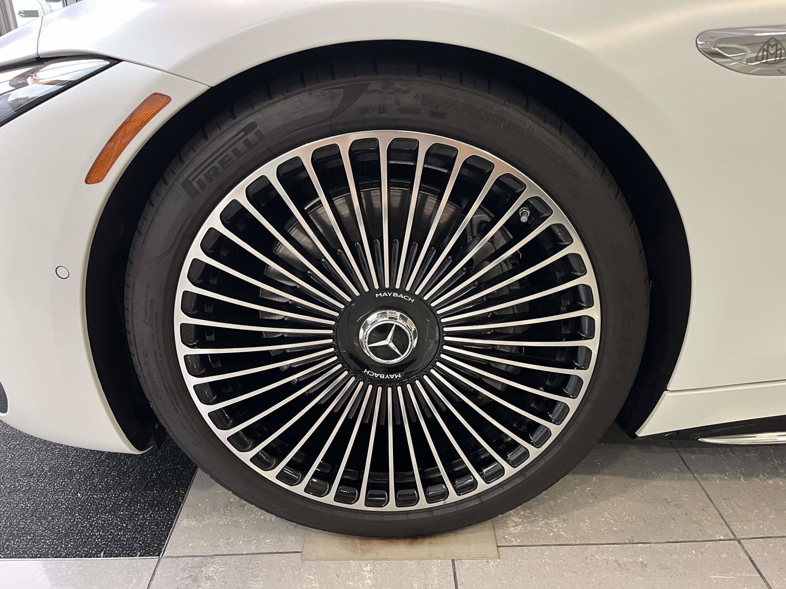 Certified 2026 Mercedes-Benz Maybach SL 680 image 28
