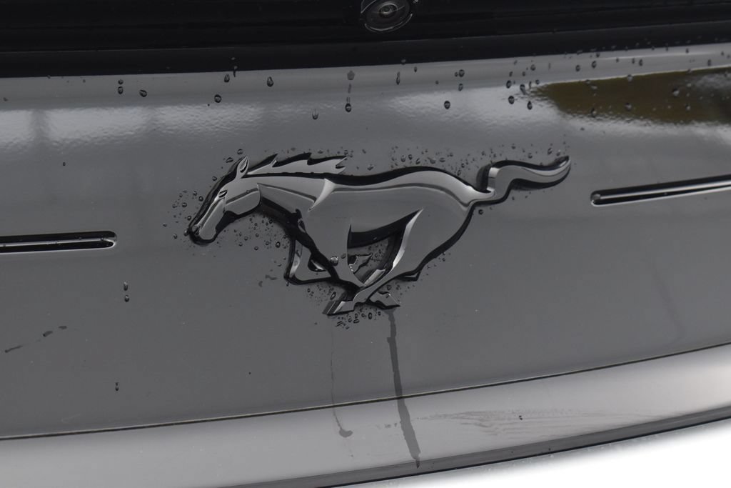 Used 2021 Ford Mustang Convertible w/ Equipment Group 101A RWD image 29