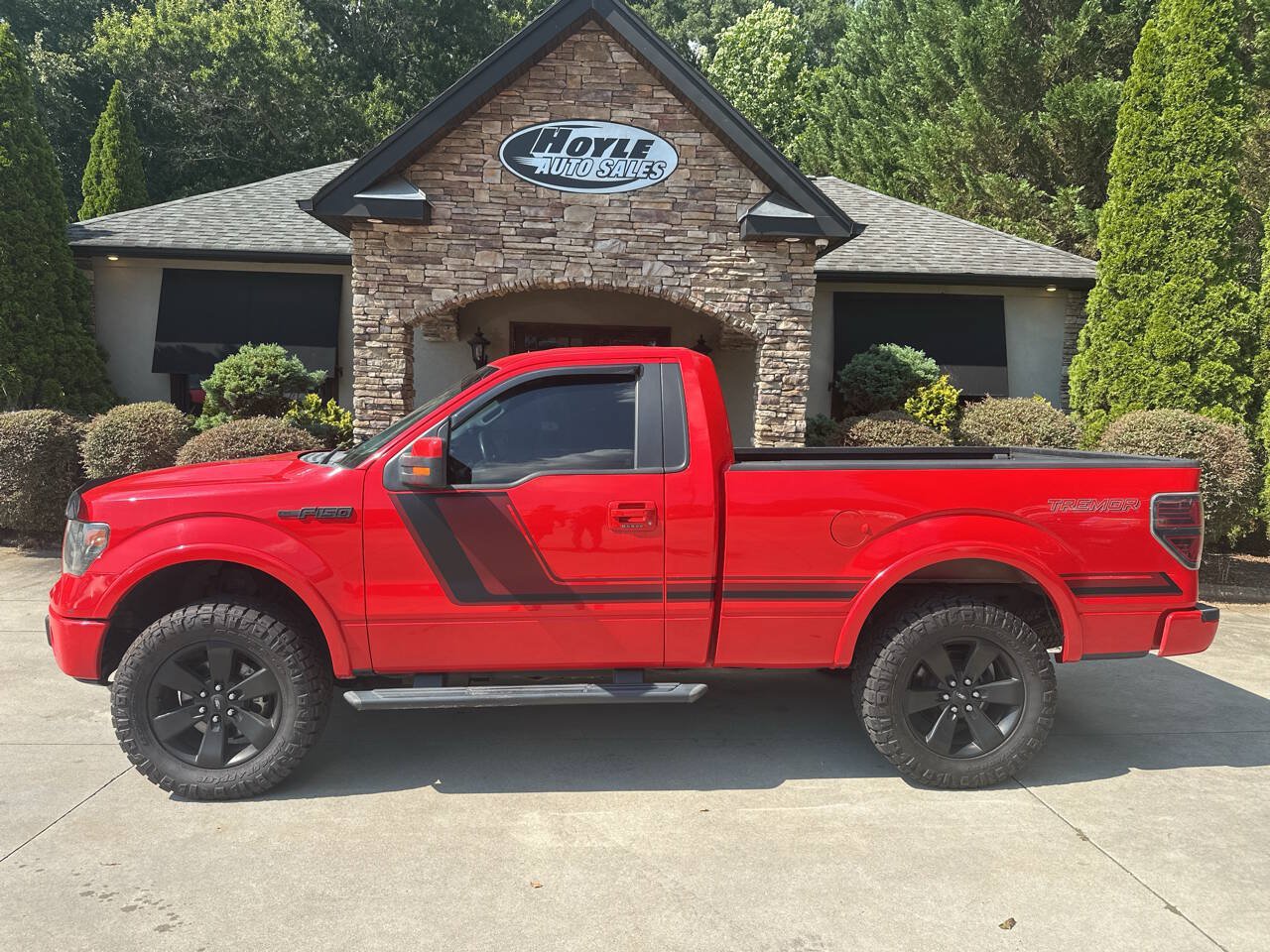 Used 2014 Ford F150 FX4 w/ FX Appearance Package AWD/4WD image 1