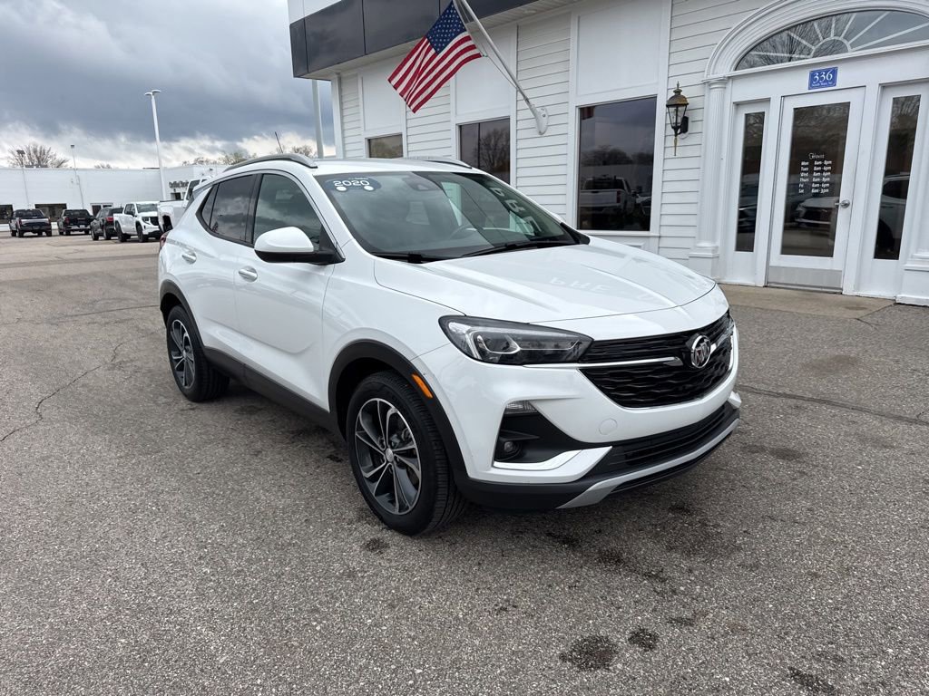 Certified 2020 Buick Encore GX Essence FWD image 3