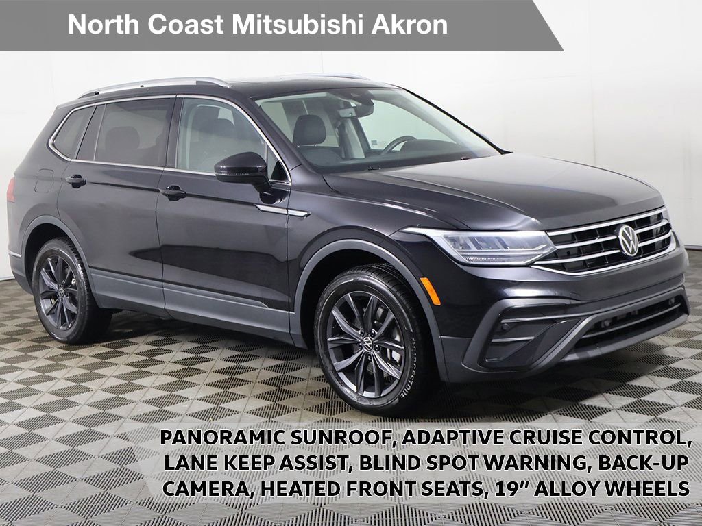 Used 2022 Volkswagen Tiguan SE w/ Panoramic Sunroof Package image 1