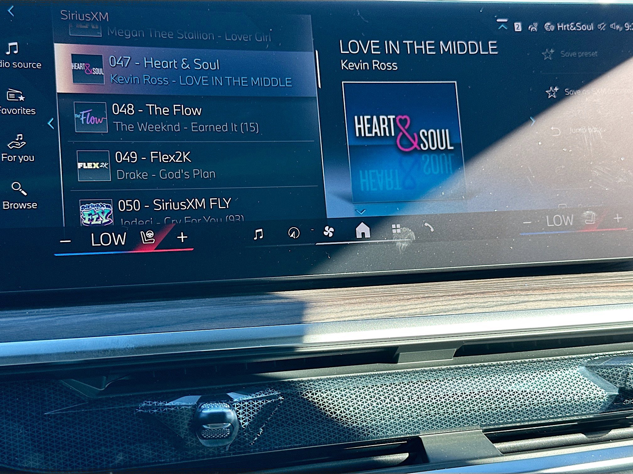 New 2026 BMW X7 xDrive40i w/ M Sport Package image 12