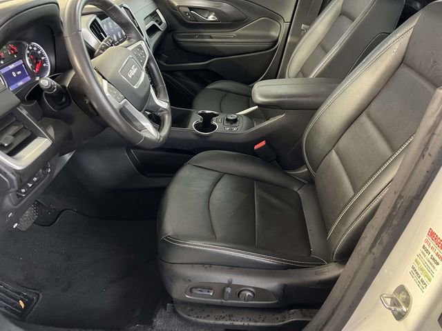 Used 2022 GMC Terrain SLT w/ Tech Package image 21