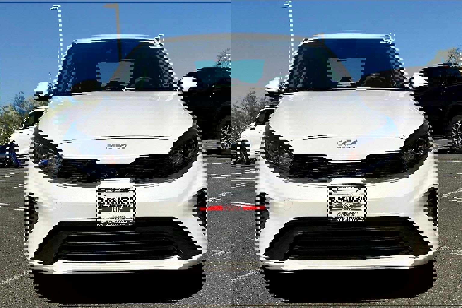 Used 2023 Kia Forte LXS w/ LXS Technology Package image 3