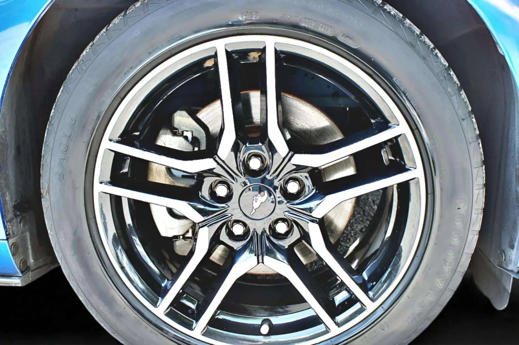 Used 2018 Ford Mustang Premium image 37