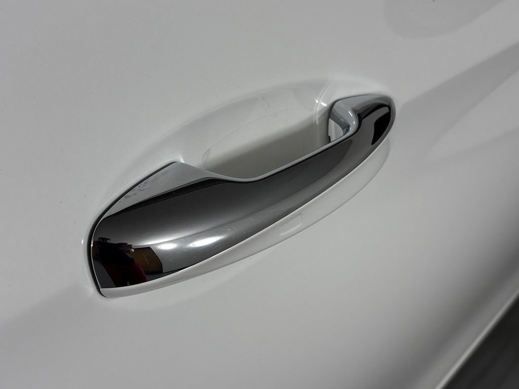 Used 2021 Mercedes-Benz E 350 Sedan image 14
