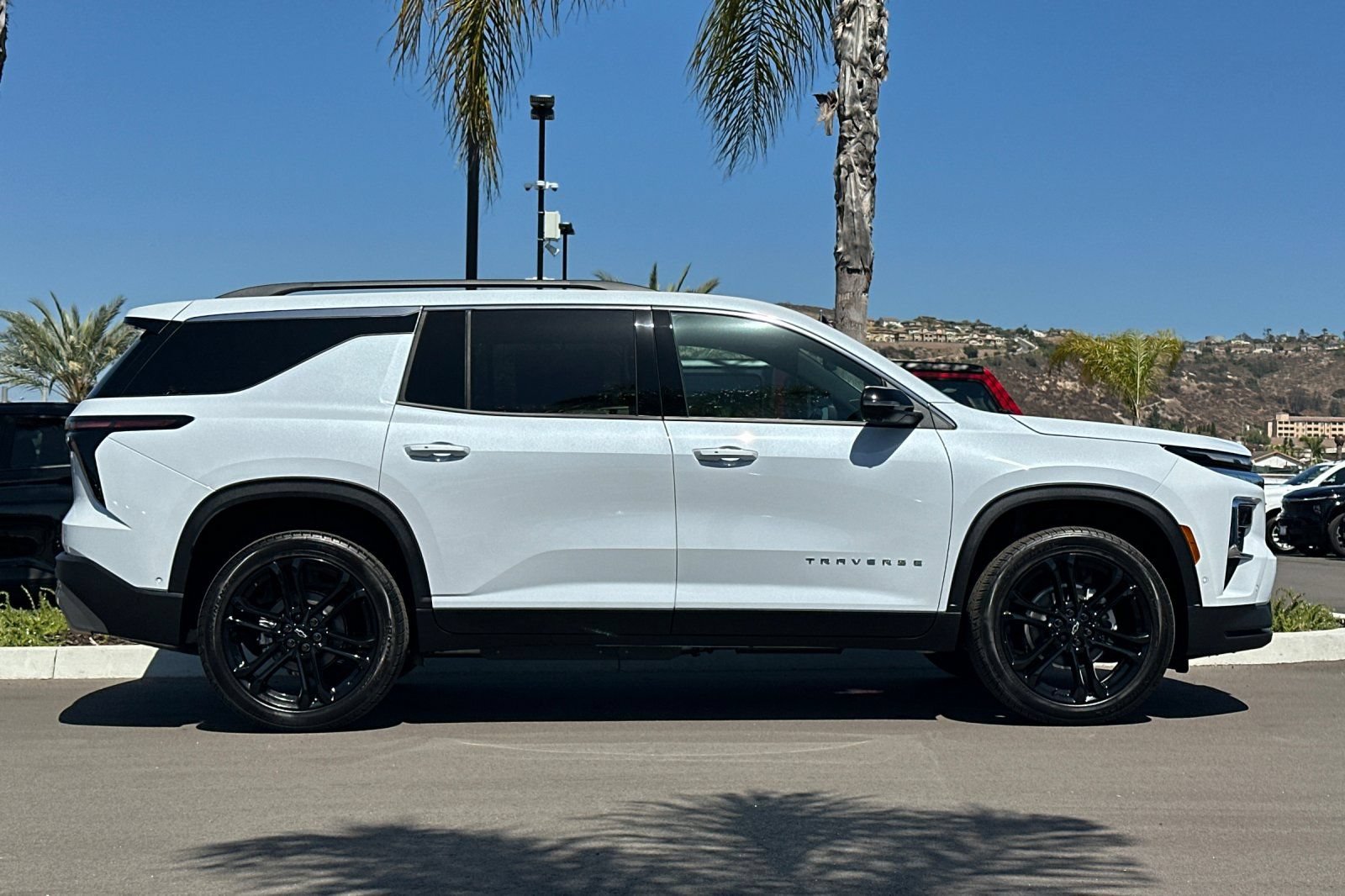 New 2026 Chevrolet Traverse LT w/ Enhanced Driving Package FWD image 3