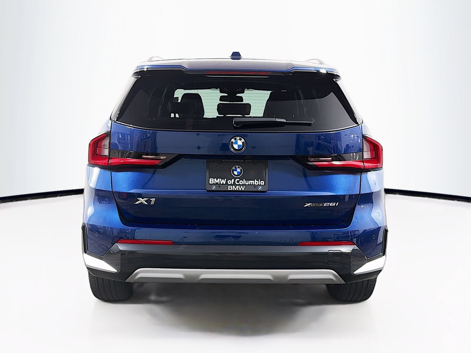 Used 2025 BMW X1 xDrive28i w/ Convenience Package AWD/4WD image 6