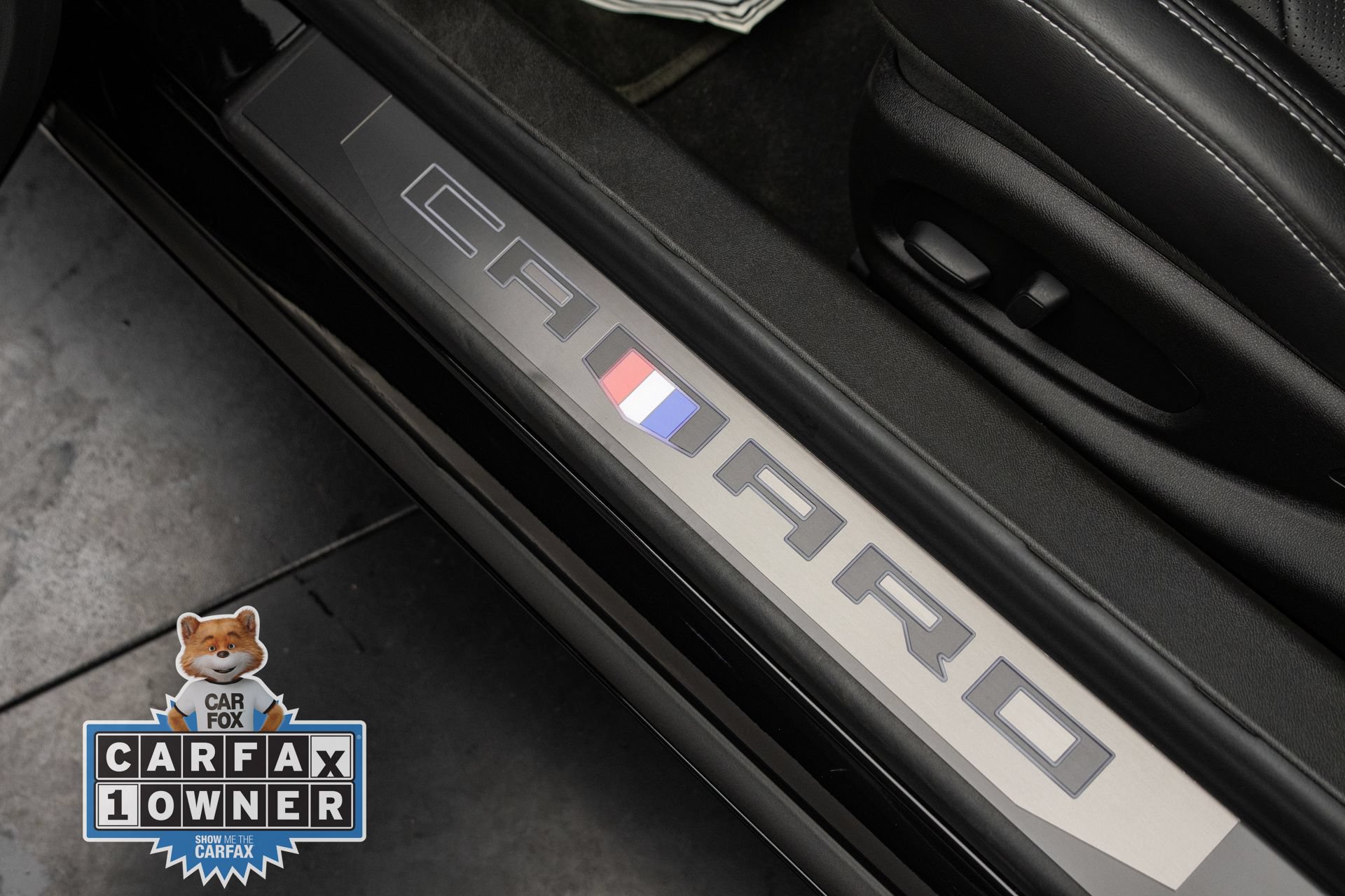Used 2018 Chevrolet Camaro SS RWD image 16