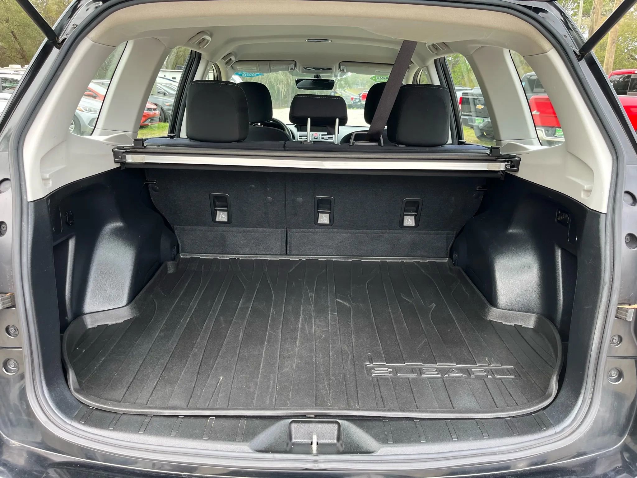 Used 2017 Subaru Forester 2.5i w/ Alloy Wheel Package AWD/4WD image 24