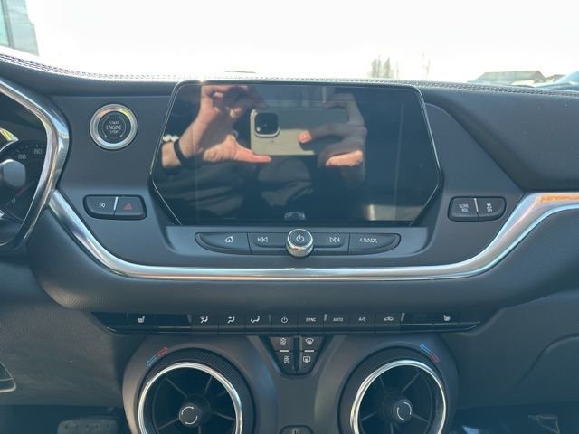 Used 2021 Chevrolet Blazer LT w/ Sound & Technology Package image 16