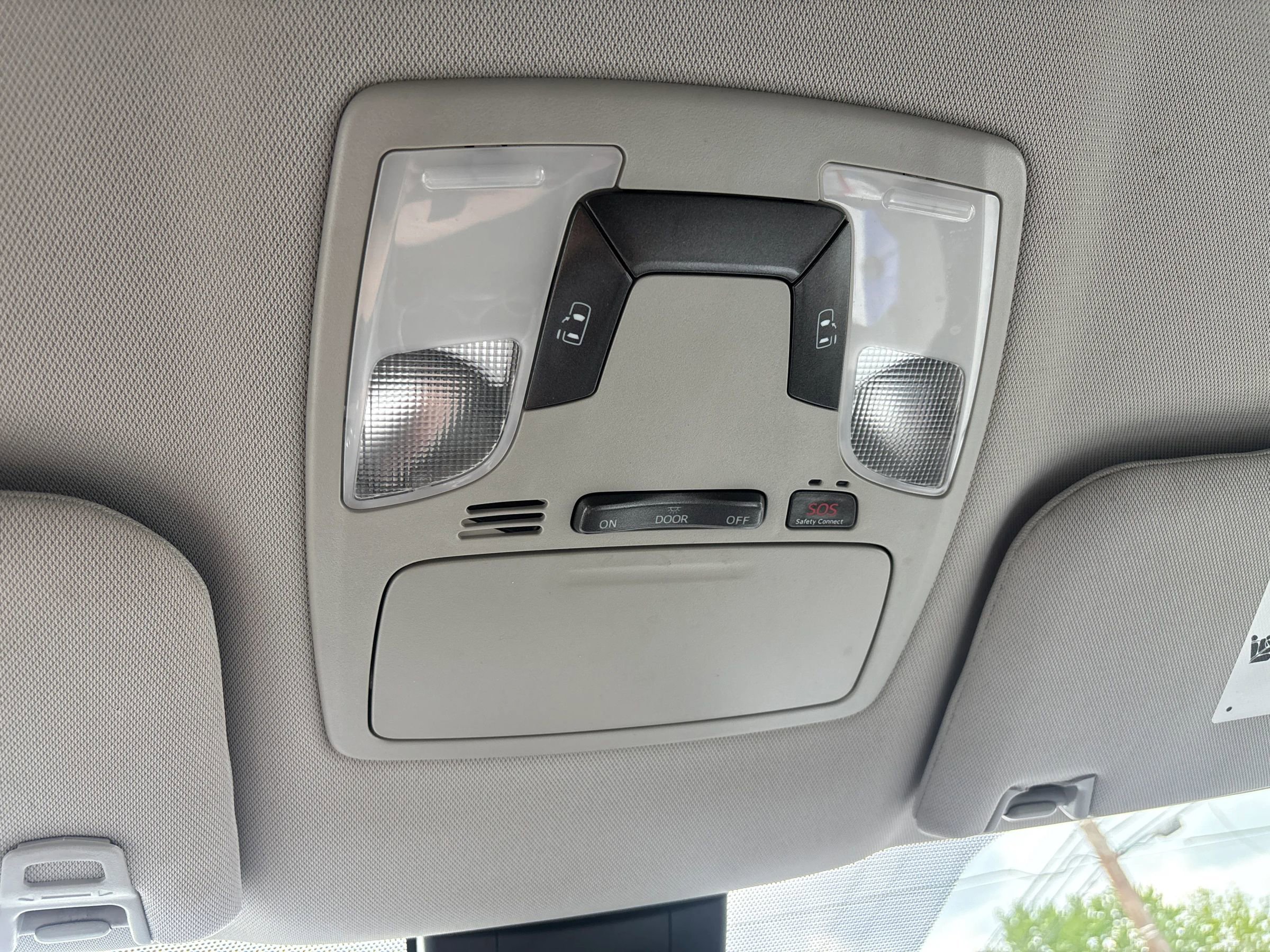Used 2018 Toyota Sienna LE AWD/4WD image 30