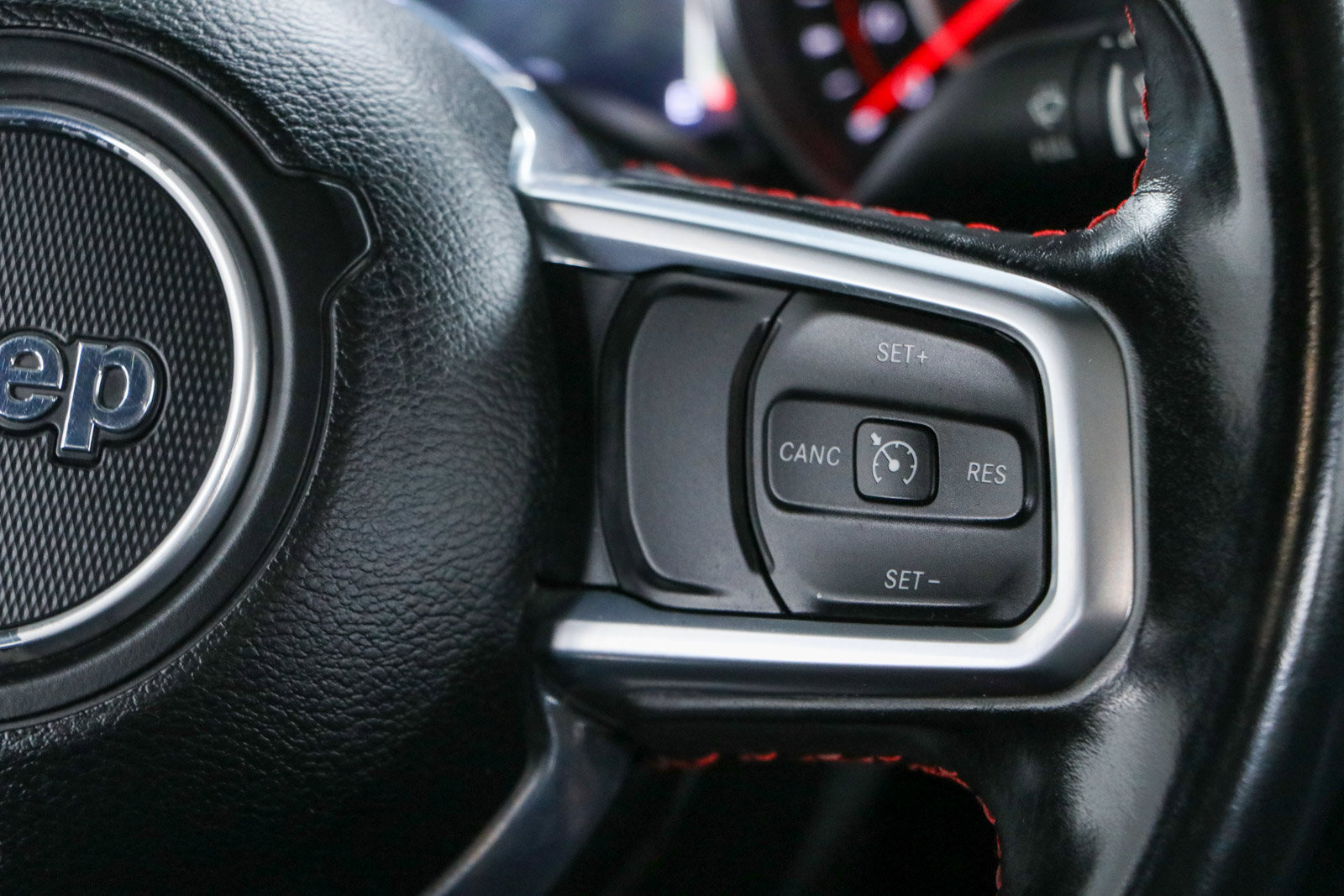 Used 2021 Jeep Gladiator Rubicon w/ LED Lighting Group AWD/4WD image 14