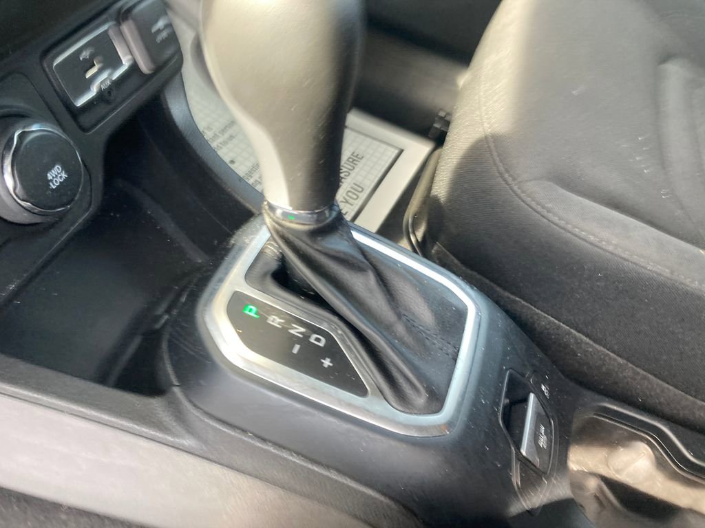 Used 2018 Jeep Renegade Latitude w/ Cold Weather Group image 28