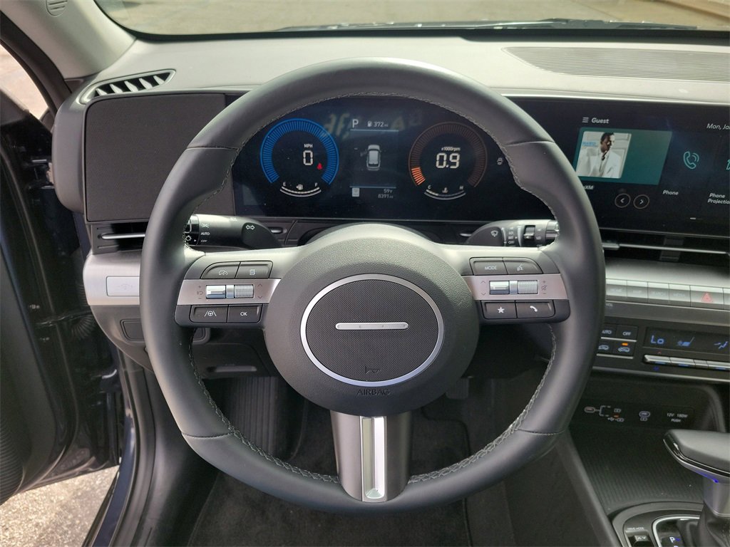 Certified 2025 Hyundai Kona SEL image 24