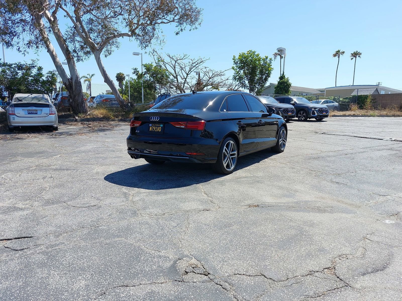 Used 2018 Audi A3 2.0T Premium w/ Convenience Package FWD image 3