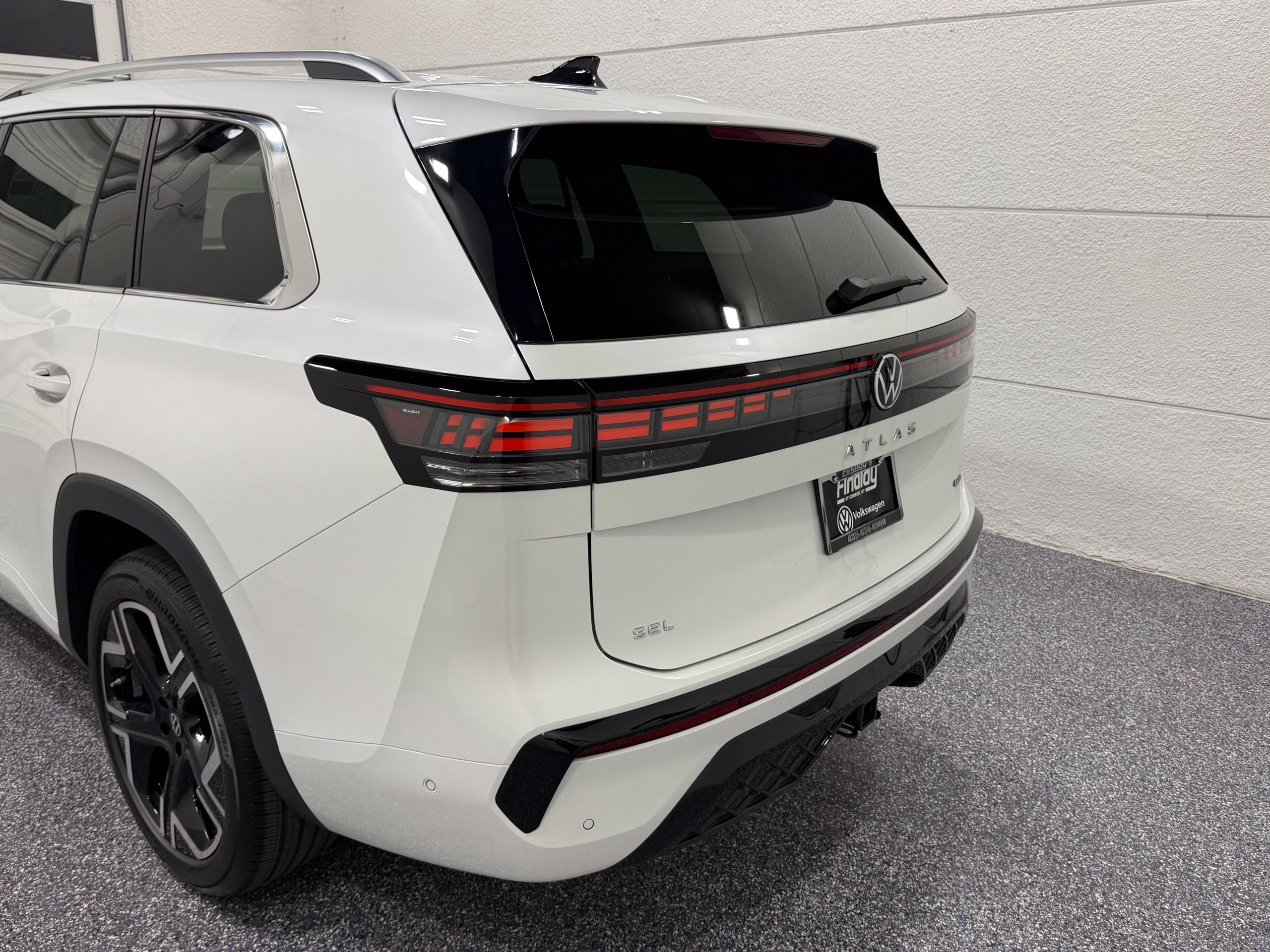 New 2027 Volkswagen Atlas SEL Premium R-Line AWD/4WD image 5