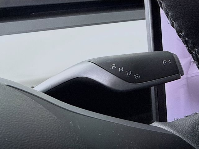 Used 2024 Tesla Model Y Long Range AWD/4WD image 19
