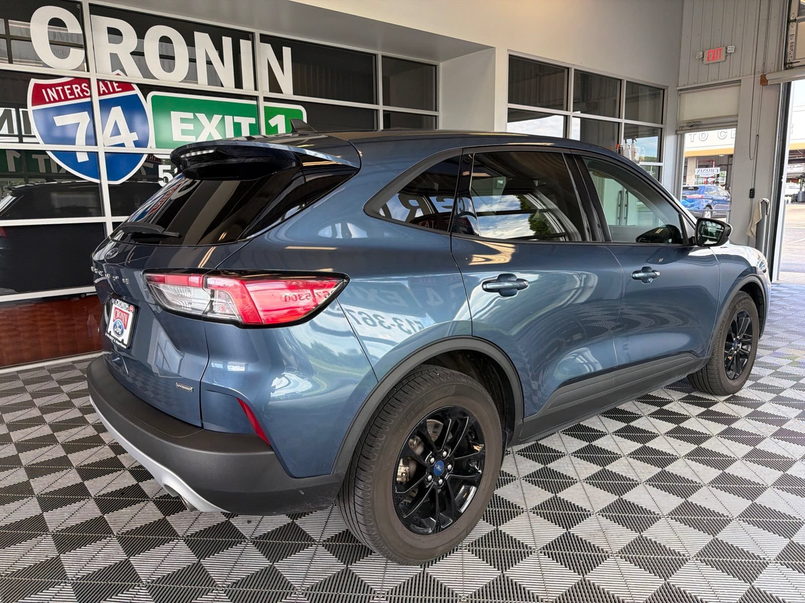 Used 2020 Ford Escape SE Sport FWD image 6