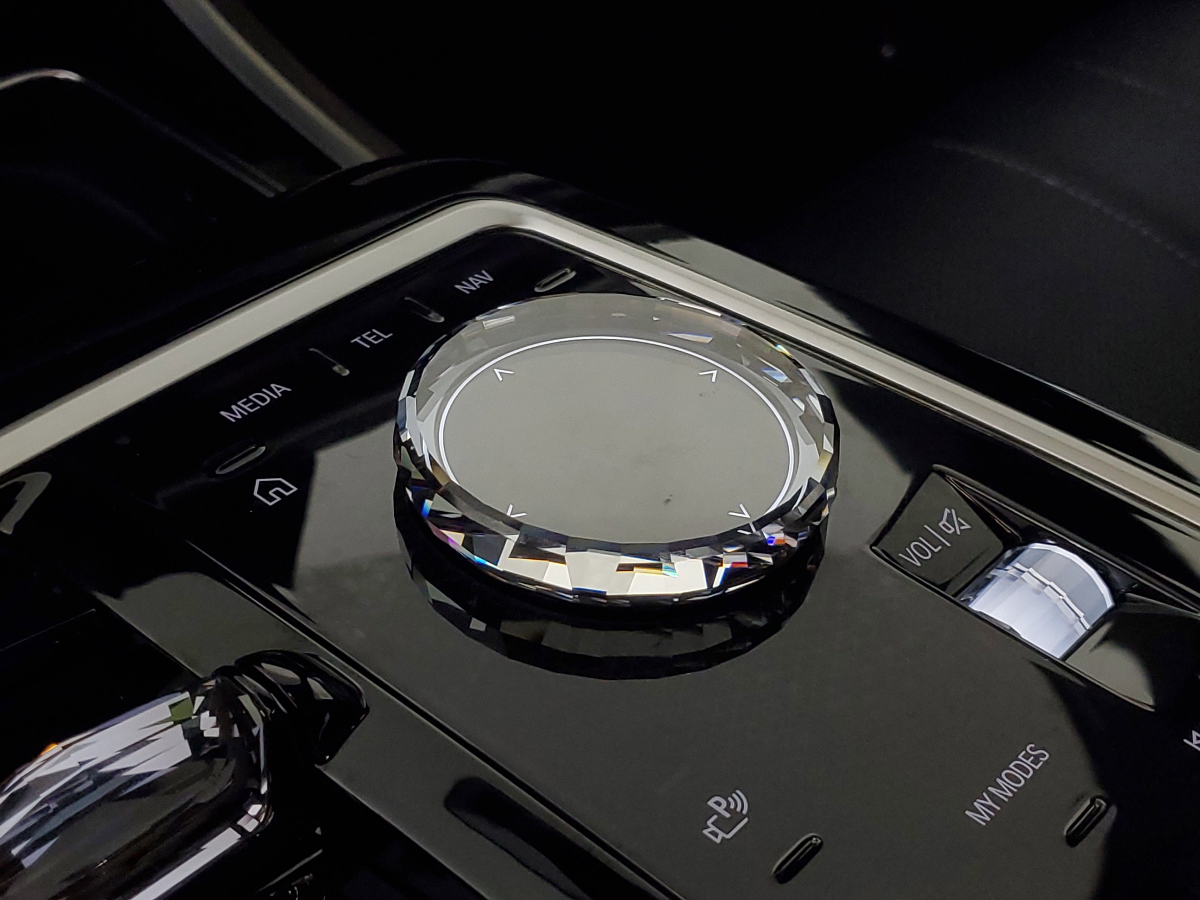 New 2025 BMW i7 xDrive60 image 21