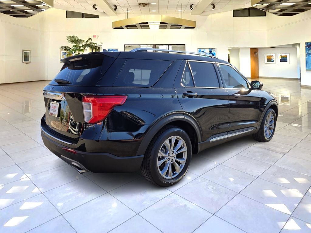 Used 2023 Ford Explorer Limited image 7
