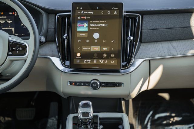 New 2026 Volvo XC90 B6 Ultra w/ Protection Package Premier image 21