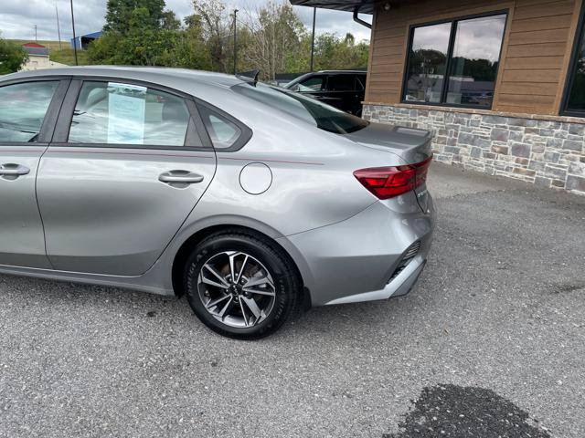 Used 2023 Kia Forte LXS FWD image 2