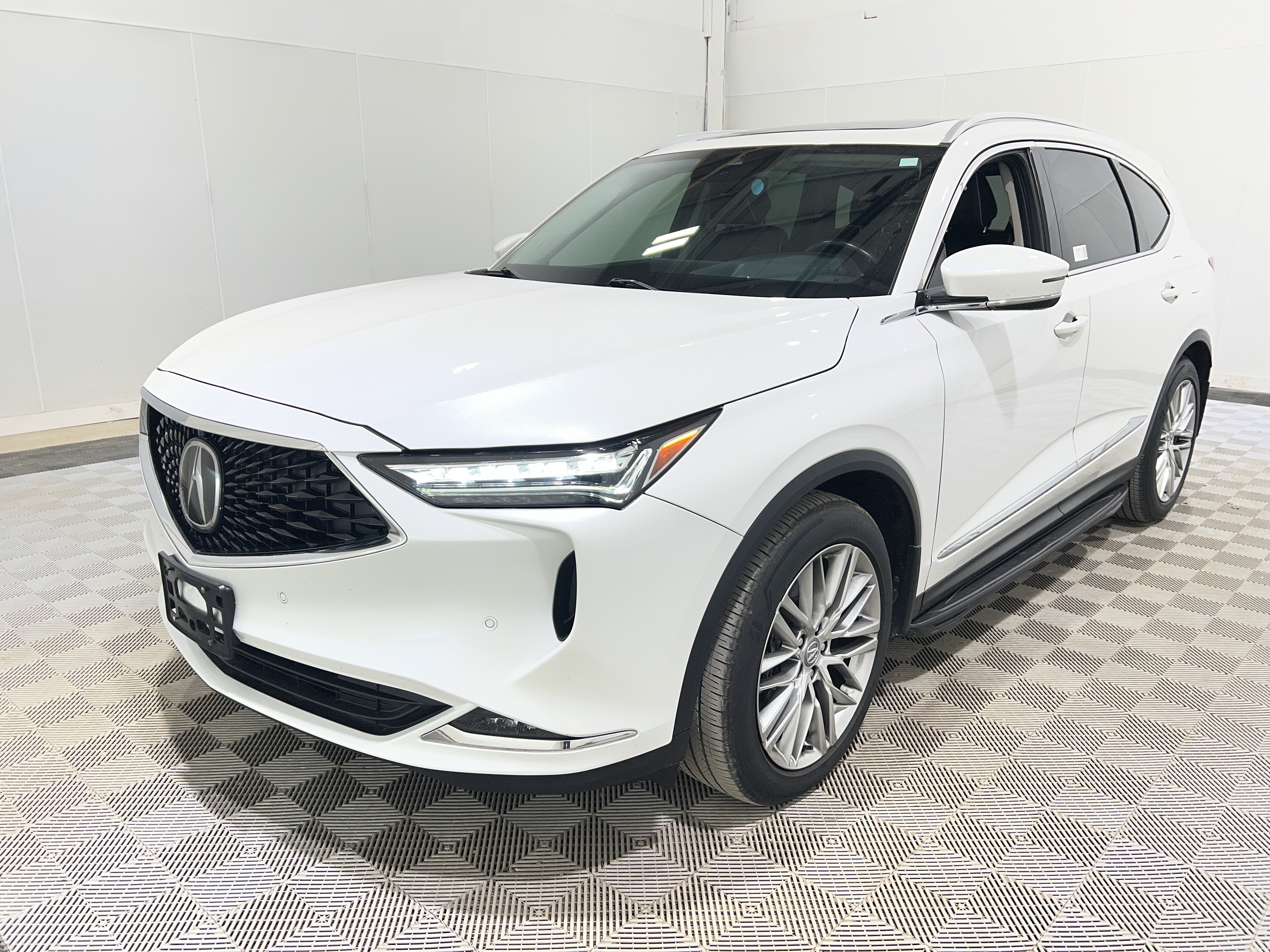 Used 2023 Acura MDX w/ Advance Package AWD/4WD image 1