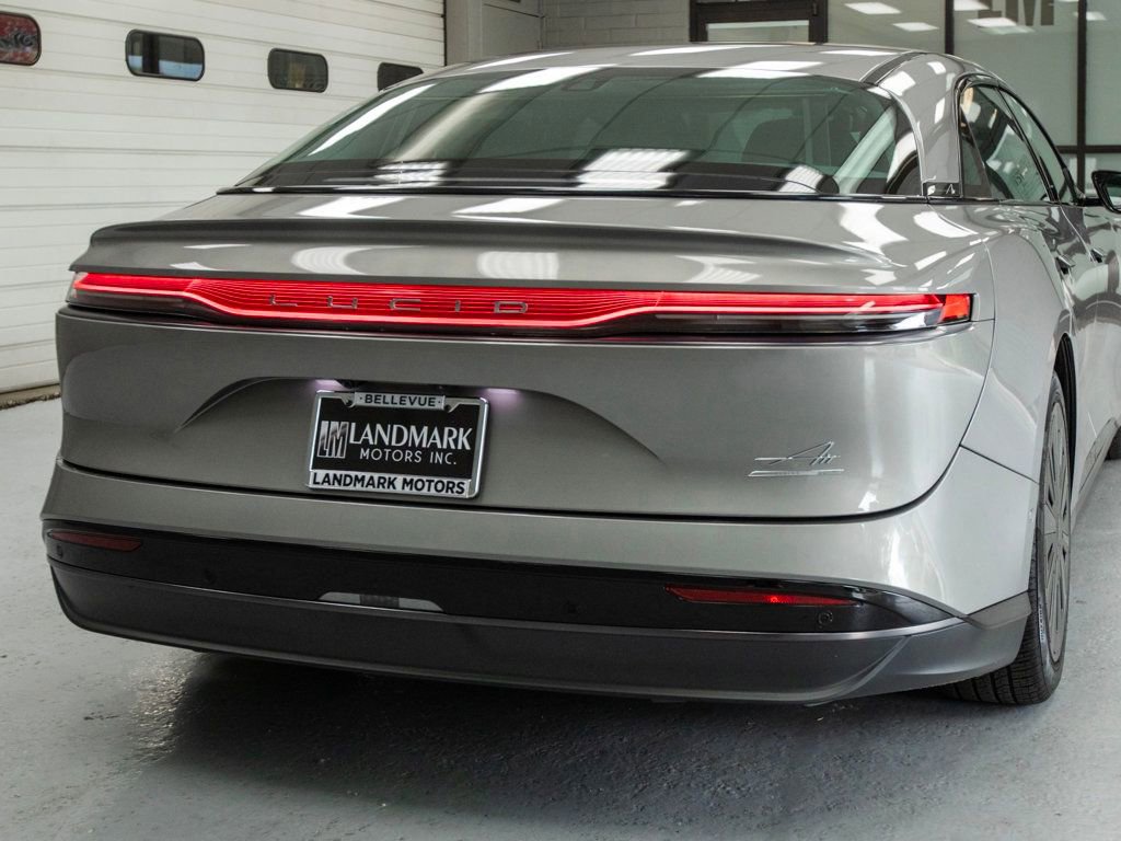 Used 2025 Lucid Air Touring AWD/4WD image 32