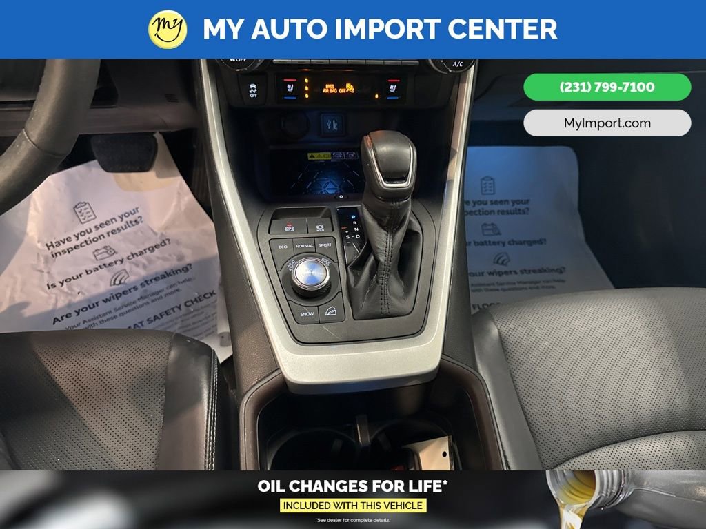 Used 2024 Toyota RAV4 Limited w/ Advanced Technology Package image 22