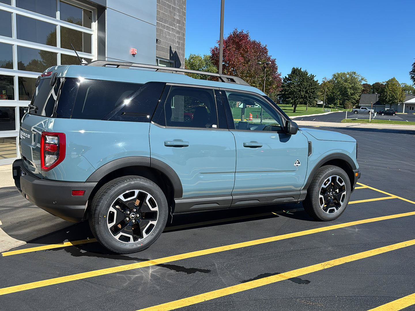 Certified 2023 Ford Bronco Sport Outer Banks AWD/4WD image 6