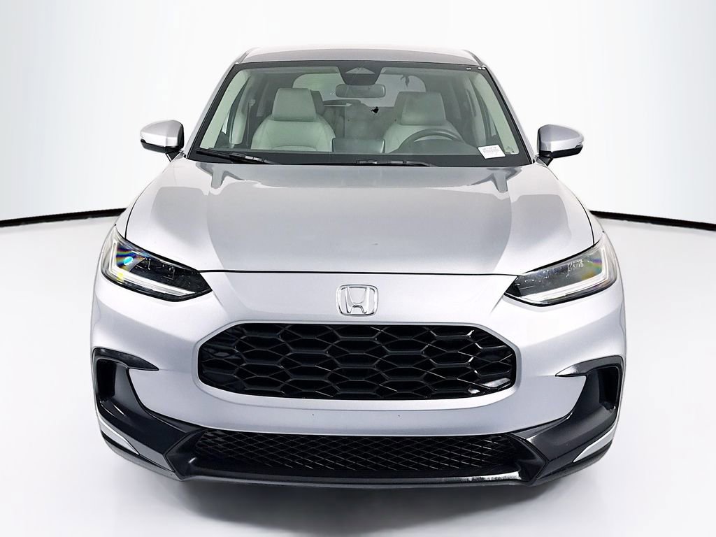 Certified 2025 Honda HR-V LX image 2