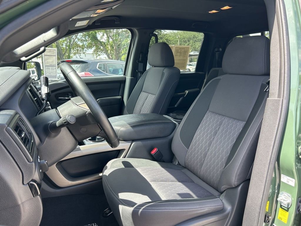 Certified 2024 Nissan Titan SV w/ SV Bronze Edition Package image 21