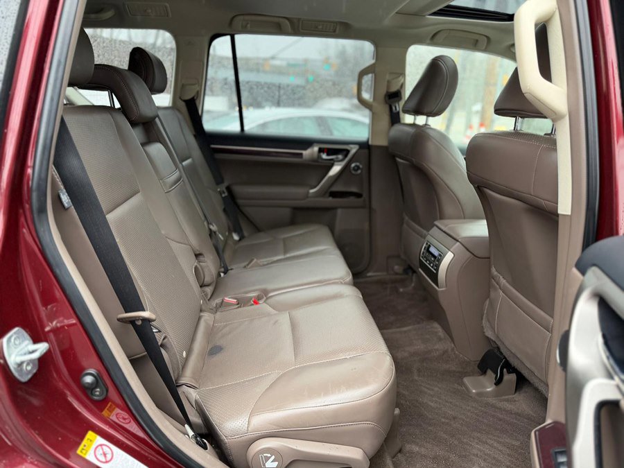 Used 2014 Lexus GX 460 Luxury w/ Driver Support Package image 23