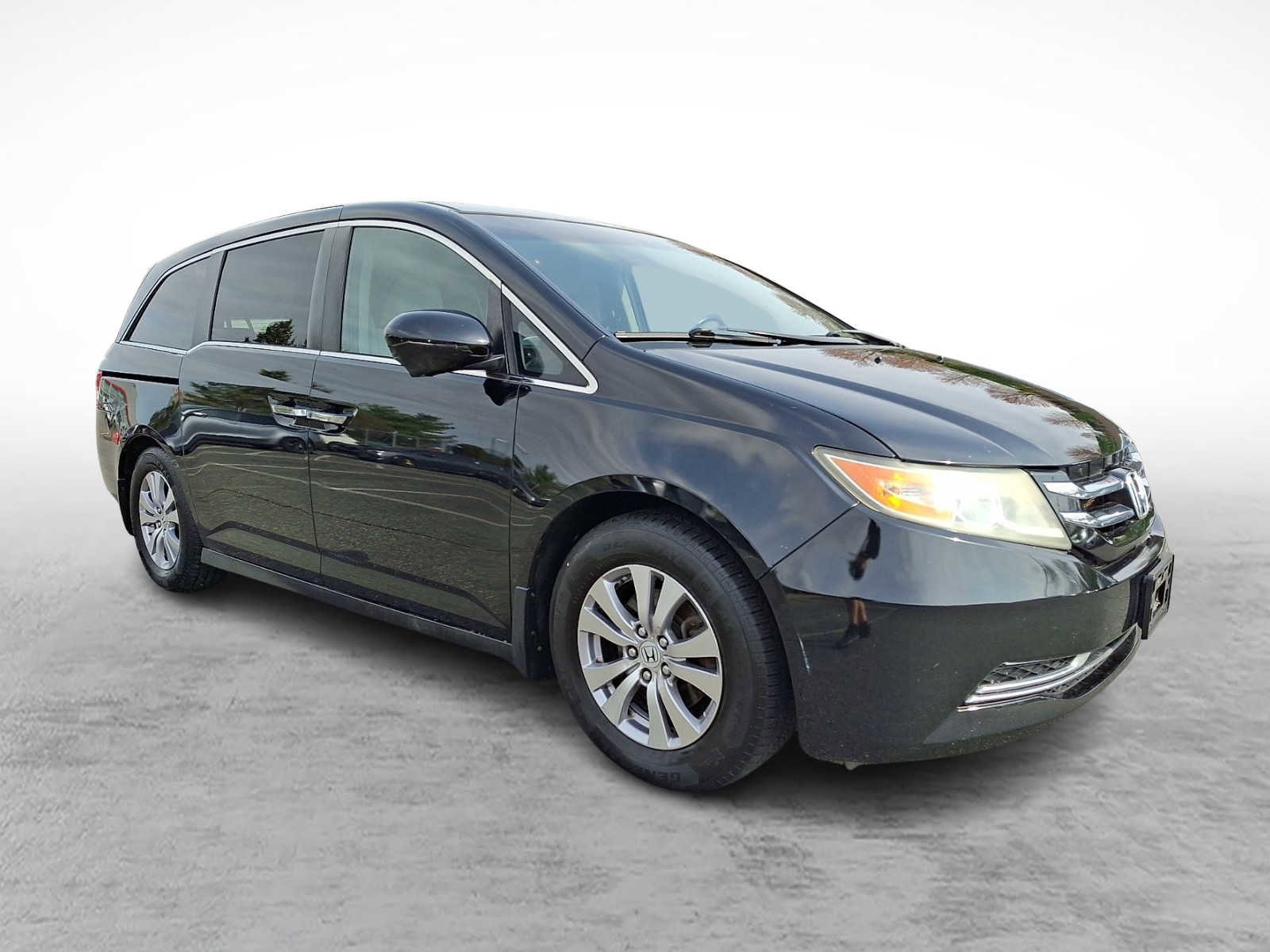 Used 2014 Honda Odyssey EX image 3
