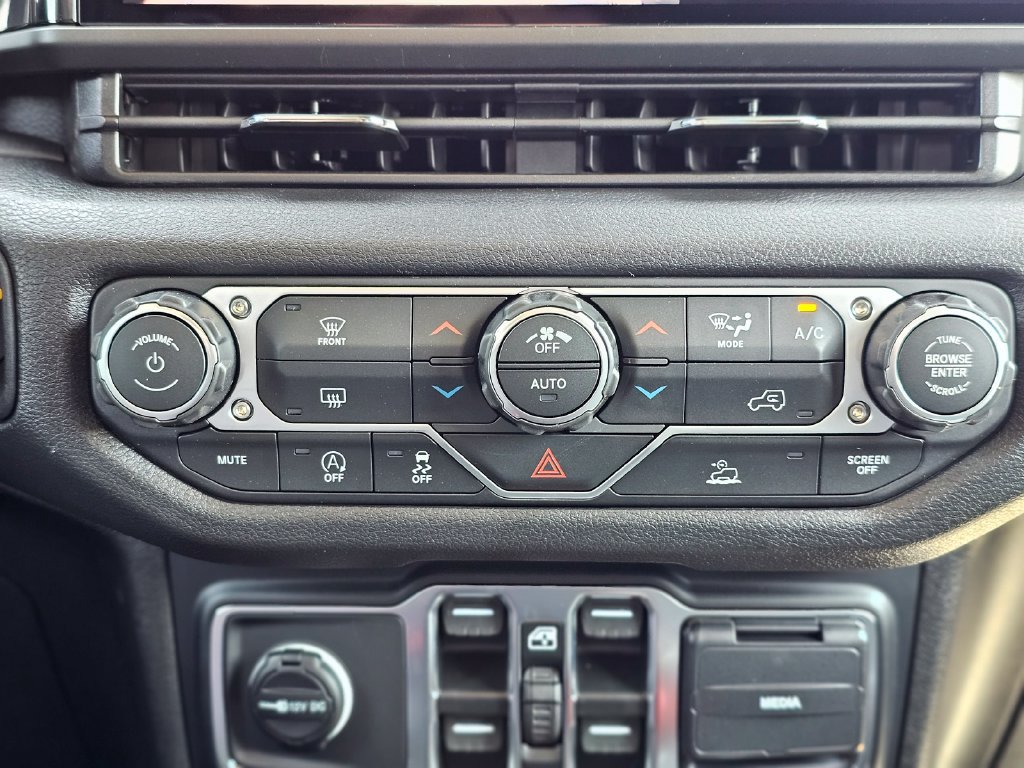 New 2026 Jeep Gladiator Sport AWD/4WD image 13