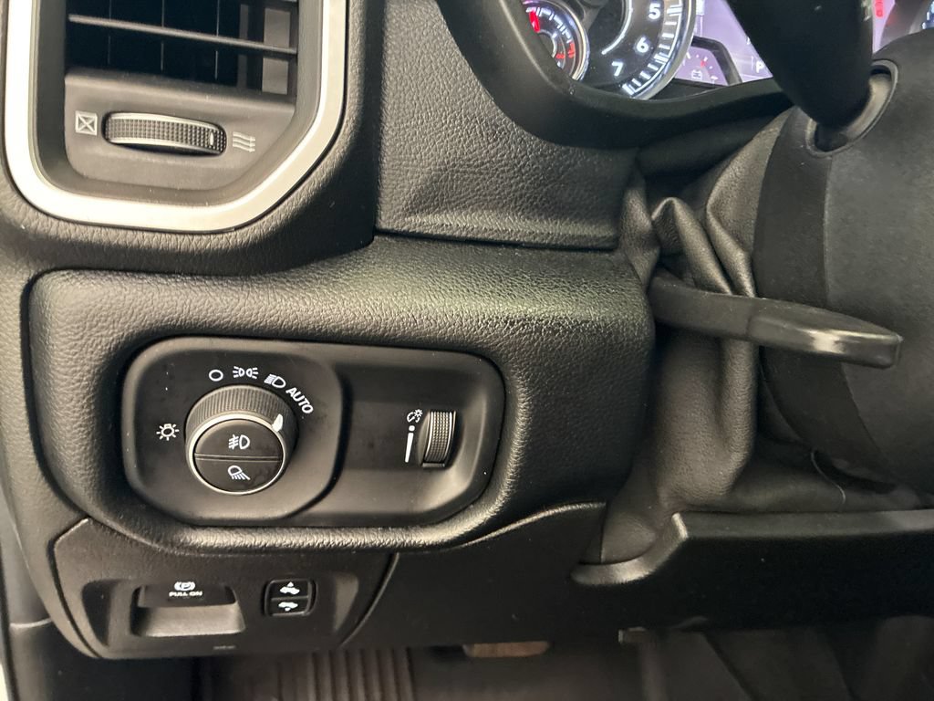 Used 2020 RAM 1500 Big Horn AWD/4WD image 20