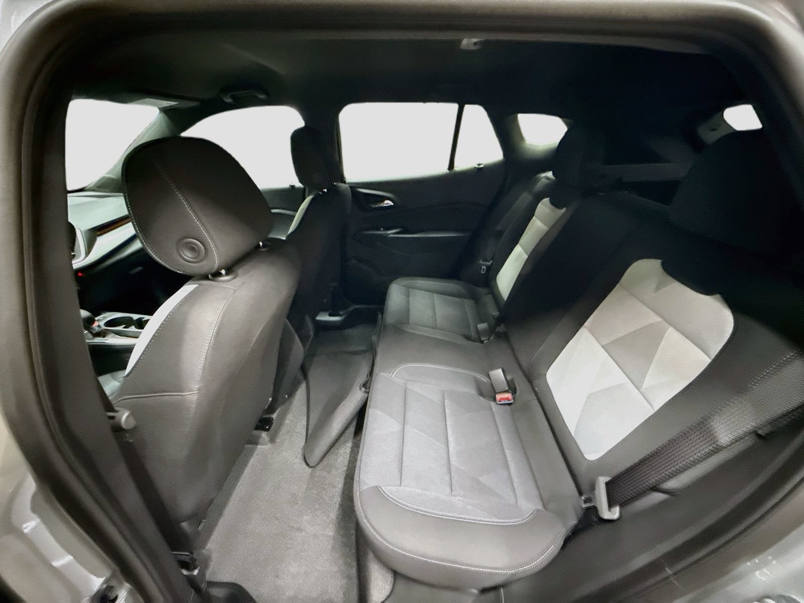 New 2026 Chevrolet Trax RS w/ Driver Confidence Package FWD image 27